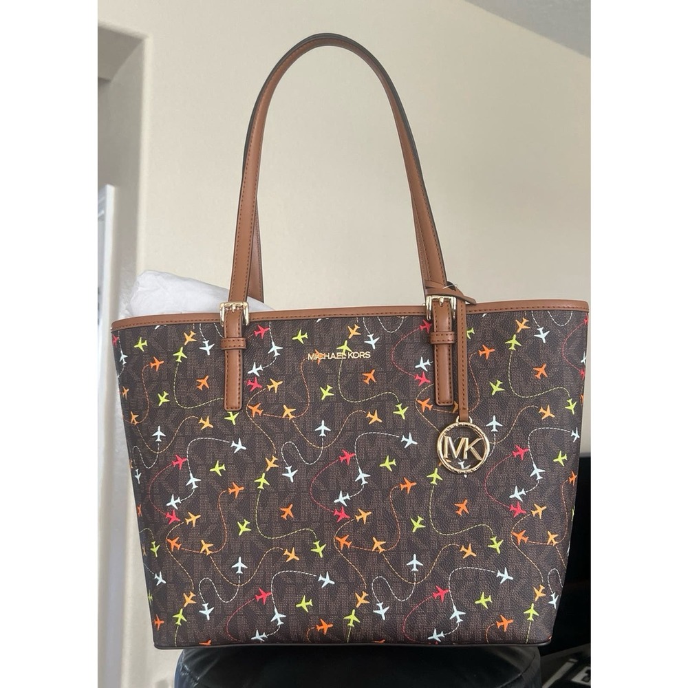 Michael Kors Jet Set Tote Bag